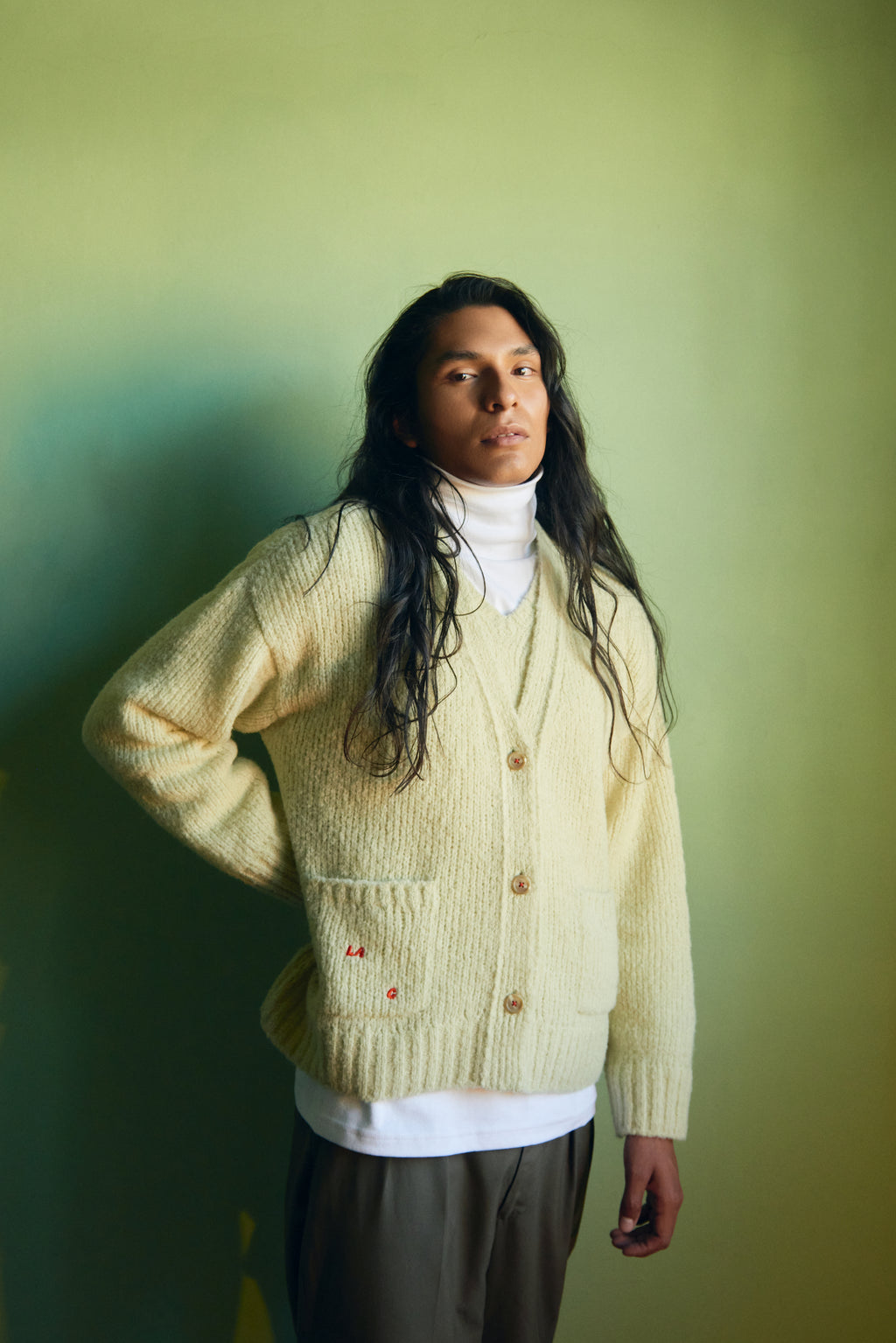 LA G Cardigan - Pistachio