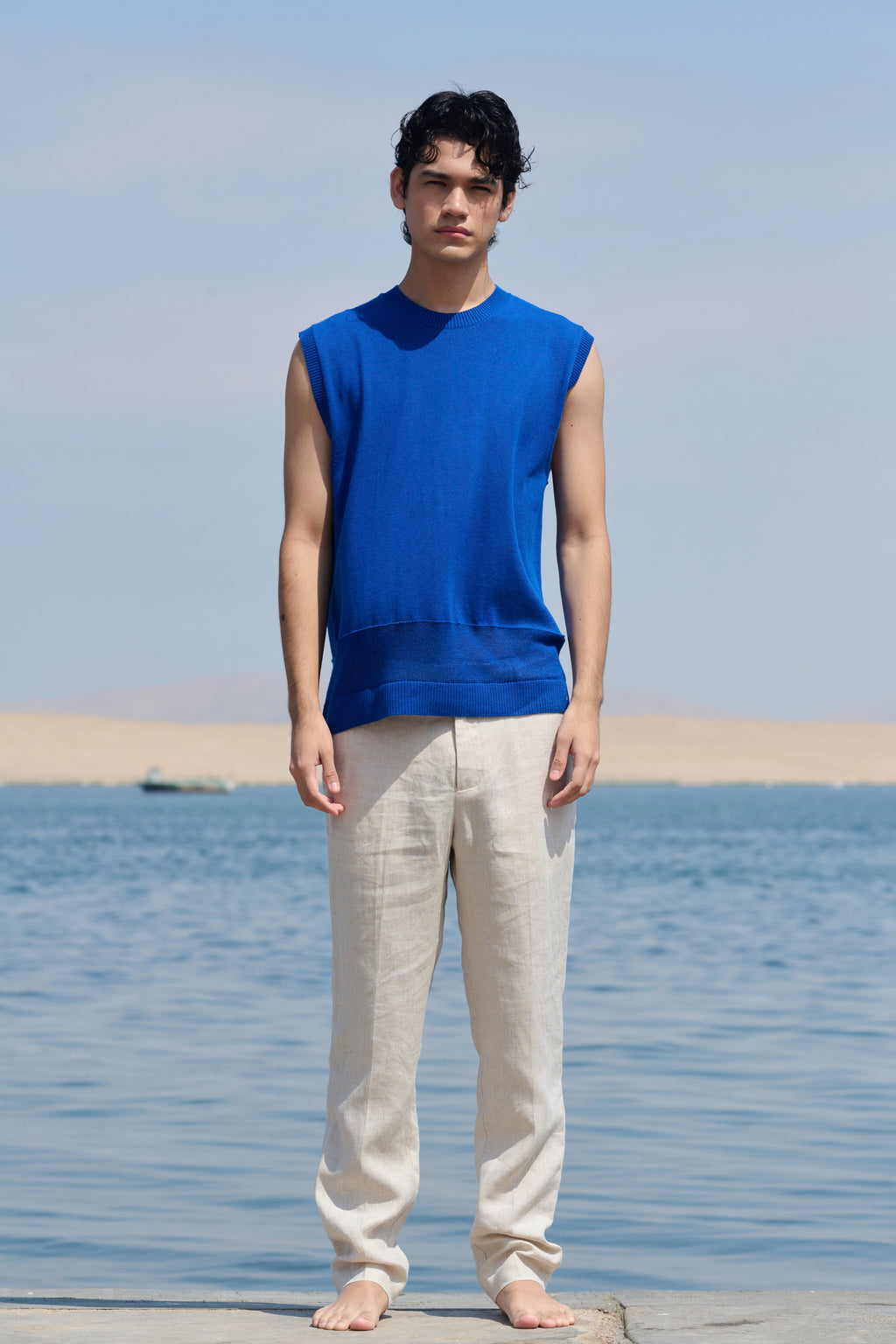 LA G Men's Knit Vest - Blue